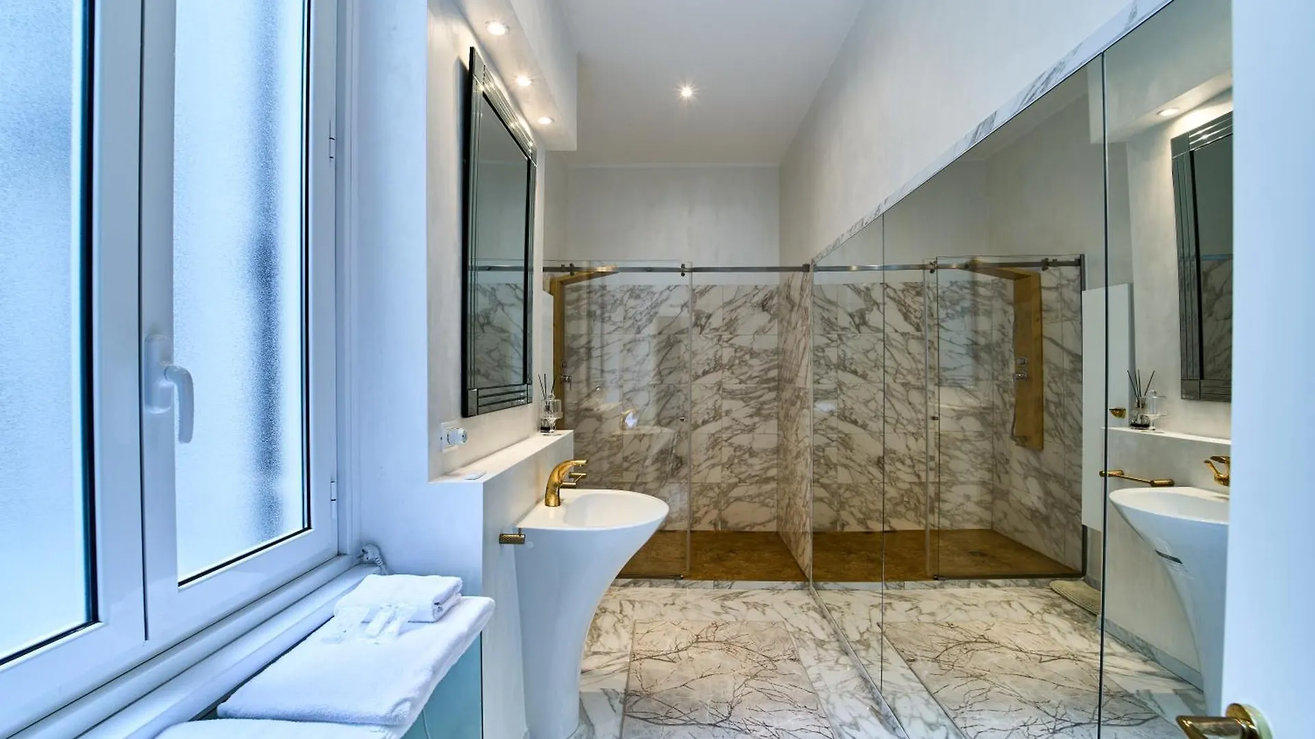 Glam Time Hotel Genoa Guest house
